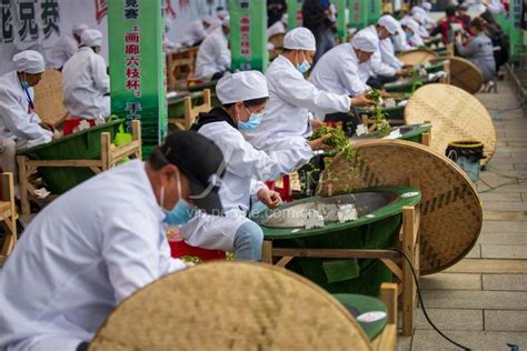 贵州六盘水：手工炒茶大赛举行-人民图片网