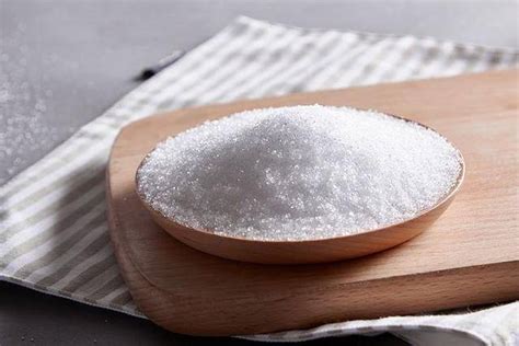 白砂糖是什么做的 白砂糖和绵白糖的区别_什么值得买