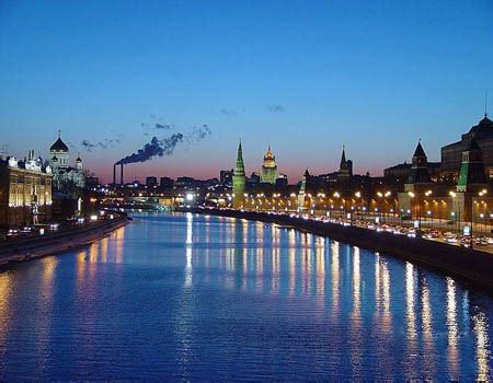 俄罗斯最有名的地方，莫斯科的象征地，被称为世界上最美丽的广场|克里姆林宫|红场|莫斯科_新浪新闻