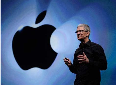 苹果正式官宣：红色苹果标志正式启用！全球苹果门店悉数换新标__财经头条
