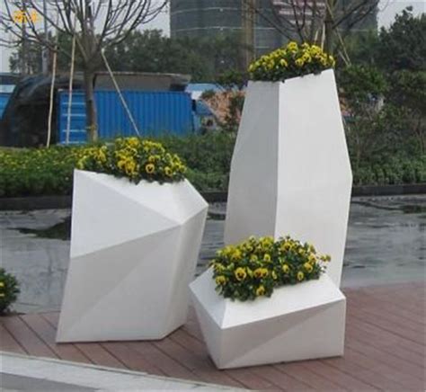 玻璃钢花钵雕塑-济南龙马雕塑艺术有限公司