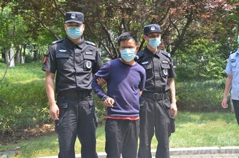 悬赏！云南4名黑恶犯罪嫌疑人在逃，镇雄警方正在缉捕！看见就报警