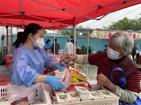 为方便偏远居民购物，上海闵行在农村办起了集市 - 要闻 - 安徽财经网