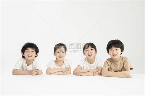 天真快乐的孩子们 高清图片下载-正版图片501619723-摄图网
