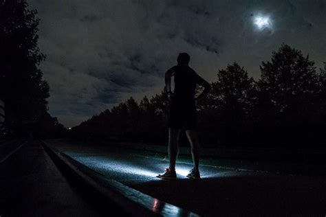 晚上什么时候跑步锻炼效果最好？这3个时间段让你的身体更加强壮 - 复禾健康