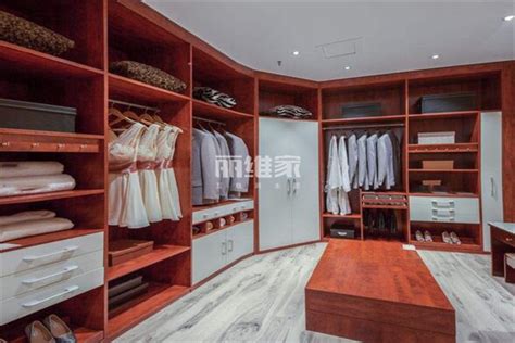 定制衣柜中国衣柜十大品牌行业努力寻找的创新发展方向-中国建材家居网