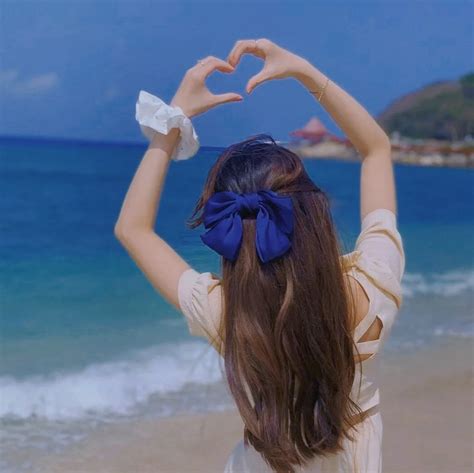海边甜美女生头像