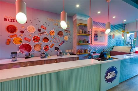 哥伦比亚麦德林 Soft Touch 冰淇淋店 | PlasmaNodo-设计案例-建E室内设计网