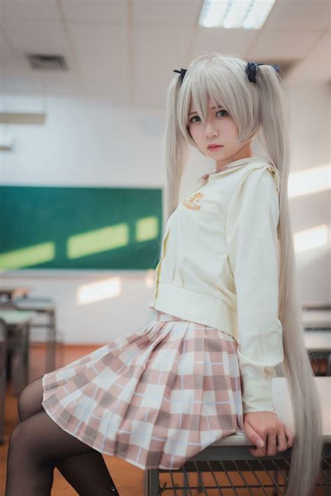 春日野穹学生校服黑丝腿控福利Cosplay番号图片合集 - 77生活网