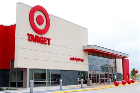 Target Says Online Sales Surged 141% As Pandemic Shopping Rush Took ...