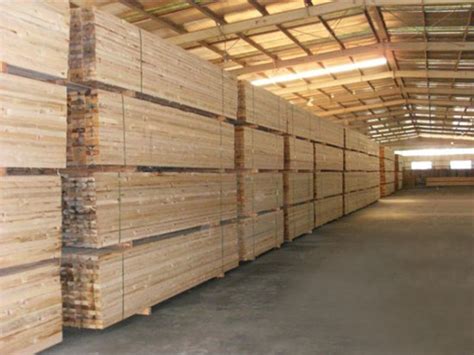 聊城建筑木方 工地木方 4米模板木方批发_木板材_第一枪