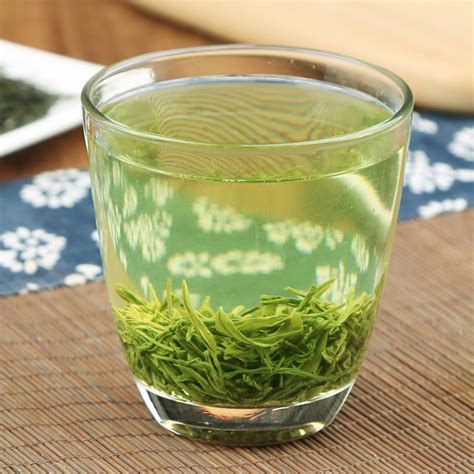 中国绿茶排名前十名，排第一位的是西湖龙井_巴拉排行榜