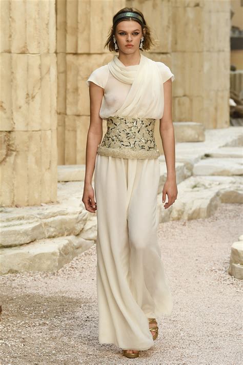 三种古希腊的典型服饰,古希腊服饰,古希腊长袍叫什么_大山谷图库