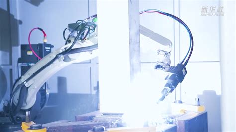 国内首条铝钢直焊全自动焊接生产线成功投产_凤凰网视频_凤凰网