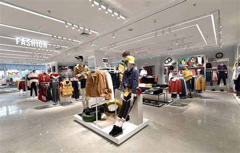 森马全国首家新形象时尚设计概念店开业看到了深度消费洞察_联商网