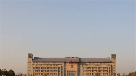 2023郑州大学游玩攻略,郑州大学简称郑大，是北方大...【去哪儿攻略】