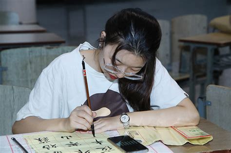 校语委开展大学生汉字书写展示及比赛活动-新闻网