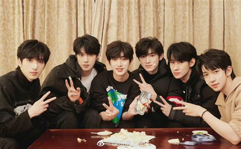 TNT时代少年团图片