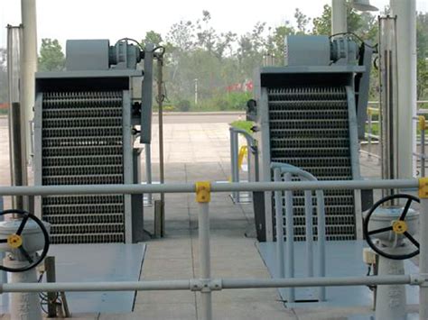 GSLY-500/5/3000-回转式机械格栅机-广州市绿烨环保设备有限公司