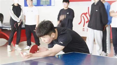 乒乓球运动员PSD分层素材免费下载_红动中国