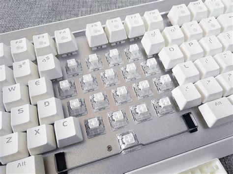 机械键盘什么轴手感最好(颜值和手感好的机械键盘) - 阁鲤百科