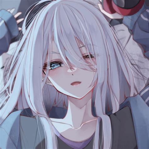 温柔成熟二次元女生头像