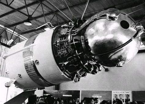 历史上的今天4月12日_1961年苏联宇航员加加林乘坐东方一号宇宙飞船进入太空并环绕地球一圈，成为世界上第一位太空人。