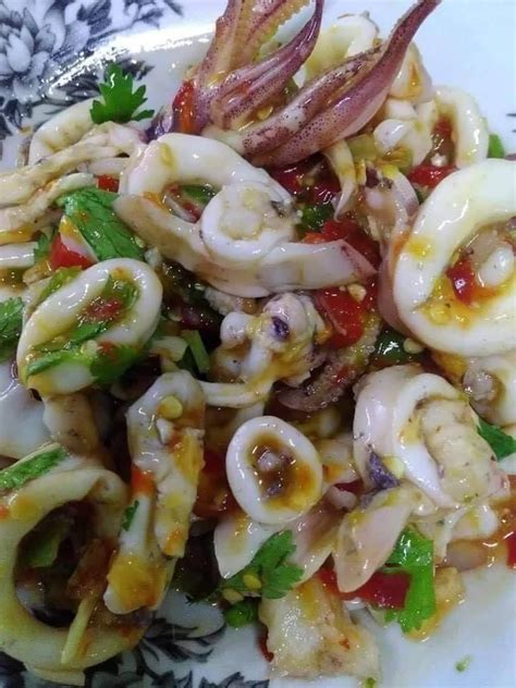 Sotong Masak Kunyit (Turmeric Squid) – Cooking with Subhan