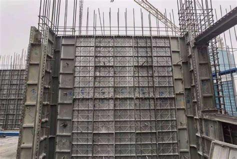 浅析建筑铝模板的支设与支撑_福建易安特新型建材公司