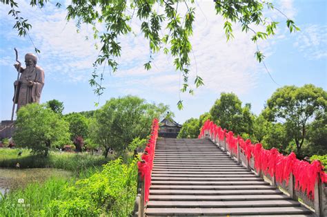 东方大寿星园位于如皋市西城郊，是颇具如皋长寿之乡特色的旅游景点|如皋|旅游景点|寿星_新浪新闻