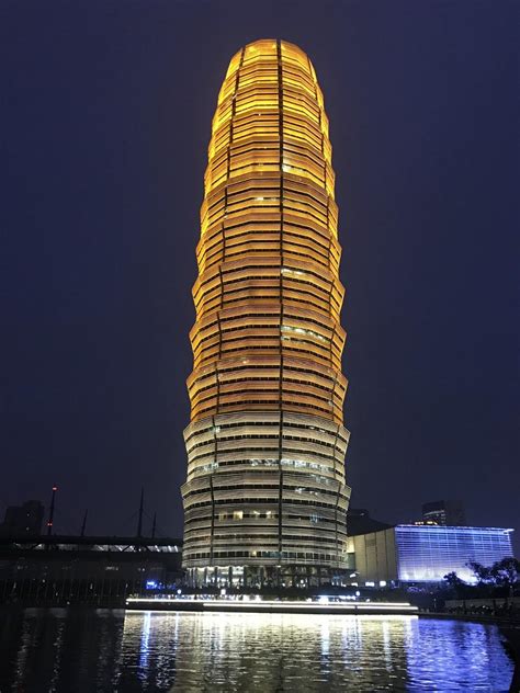 玉米楼图片