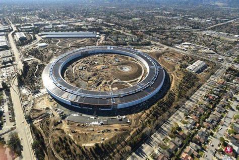 苹果公司新总部照片曝光，网友：一栋令人吃惊的建筑 – 烽巢网