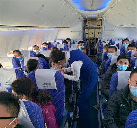 旅客机上突然昏厥 南航空乘悉心照料转危为安-中国民航网