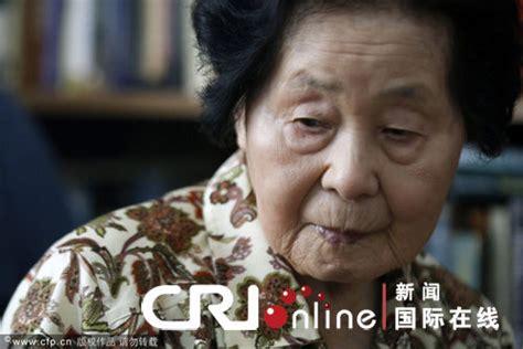 隔壁岛国老奶奶西本喜美子（Kimiko Nishimoto）老奶奶 70岁拿起相机