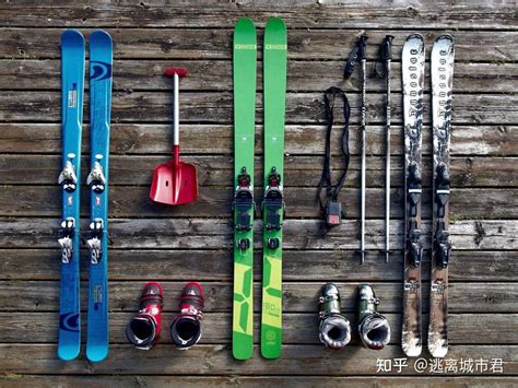 滑雪必备物品清单，初学者来看_滑雪装备_什么值得买