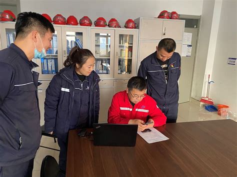 协会对新疆中泰集团企业开展“五懂五会五能”辅导 - 中国化学品安全协会