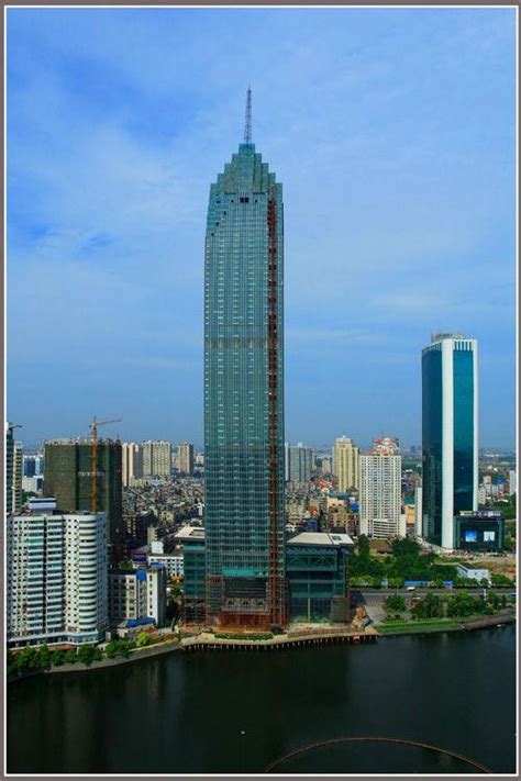 武汉城市高楼建设晴天高楼建设航拍摄影图配图高清摄影大图-千库网
