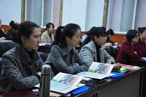 河南讲解培训基地2015年第五期（总第47期）在郑开班