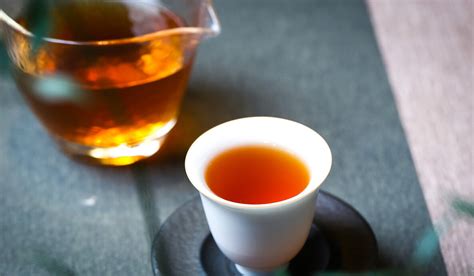 什么牌子的红茶好喝又养胃（中国哪里的红茶最好喝？经评选，这五地茶脱颖而出，你喝过吗？） | 说明书网