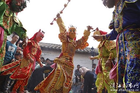 中华千年傩舞蹈文化的独特魅力，这种面具舞在古代是一种祭祀仪式