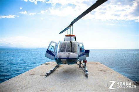 乘直升机鸟瞰黄金海岸线 - 布里斯班景点 - 华侨城旅游网