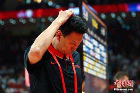 中国篮协拟聘任李楠担任中国男篮主教练，杜锋回归广东队_新体育网