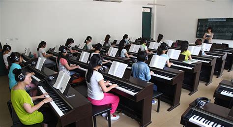 我院乐器修缮专业师生赴天津英昌钢琴集团（中国）进行参观学习-济南大学音乐学院