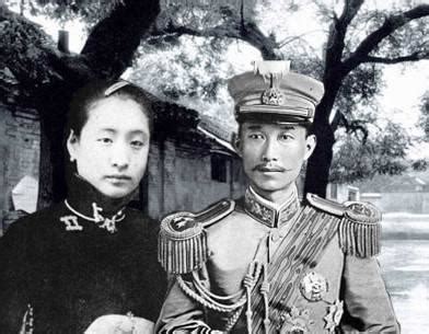 历史上的今天8月31日_1916年蔡锷东渡日本养病。