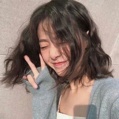 清纯笑容甜美女生头像