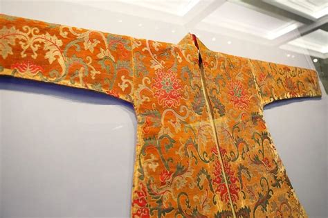 “古代丝织品文化展”，首博讲述织绣印染文化的绚烂_手机新浪网