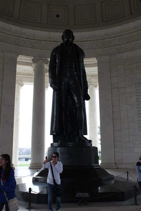 【携程攻略】华盛顿杰斐逊纪念堂景点,为纪念美国第三任总统托马斯·杰弗逊而建，1938年在罗斯福主持下开工…