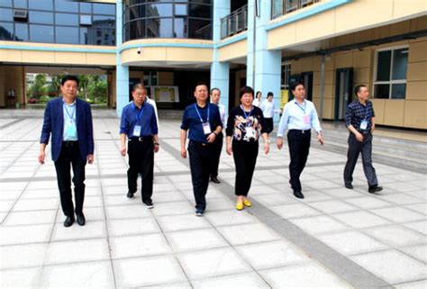 宝鸡市教育局领导检查指导2018年下半年教师资格笔试工作-陕西省教育考试院