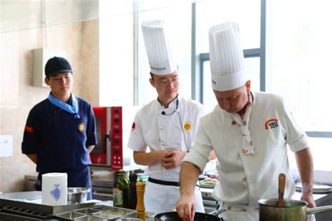 中国厨师学校排名_学厨师_陕西新东方烹饪学校