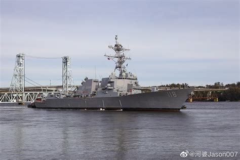 美最新伯克级驱逐舰进行命名仪式 未来部署夏威夷_新闻中心_中国网